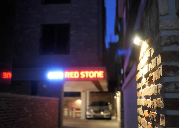 Red Stone 3*